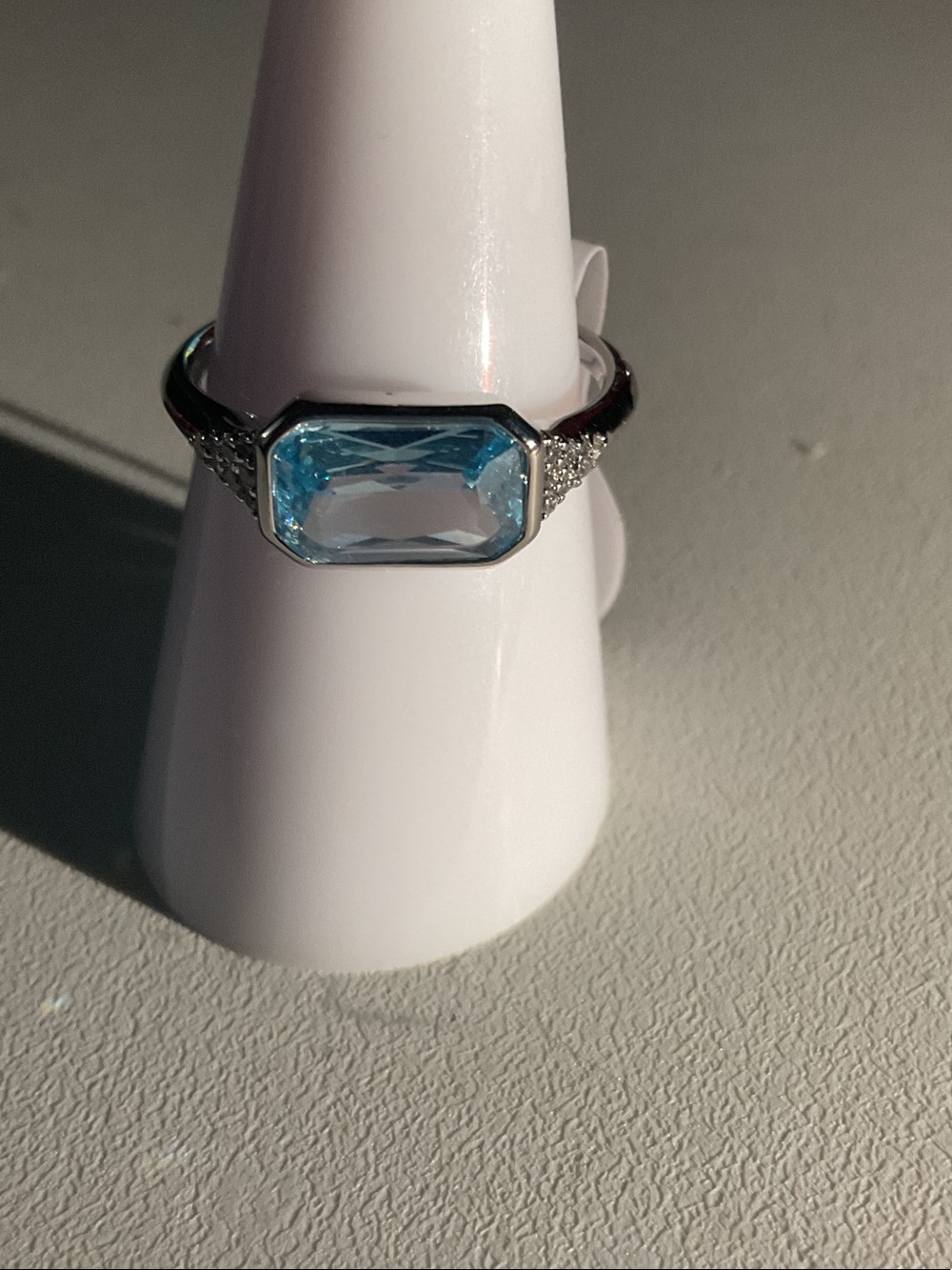 bp Light Blue Emerald-Cut Gemstone Silver Ring